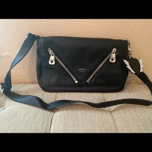 Guess Bag (Excellent condition)